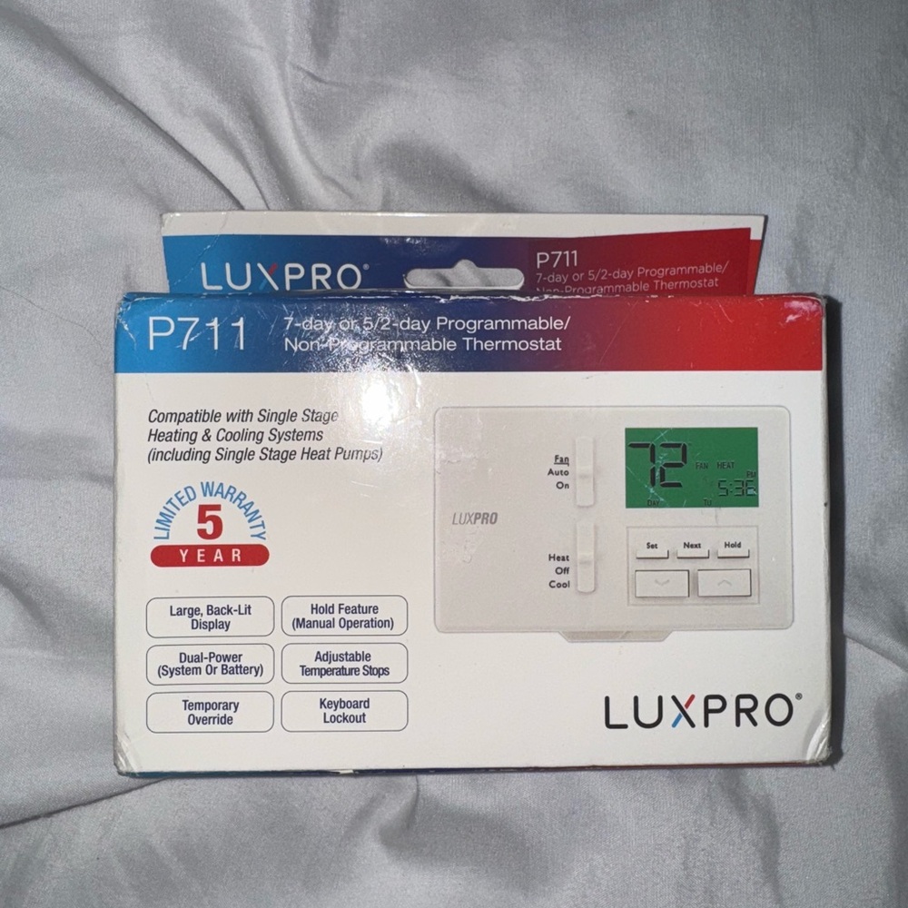 LuxPro P711 Programmable Thermostat